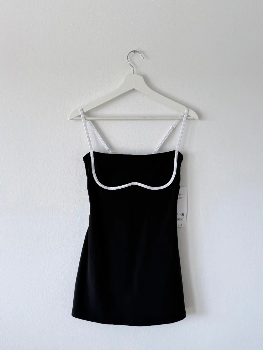 ALO Airbrushed Streamlined Dress in Black/White Size Small